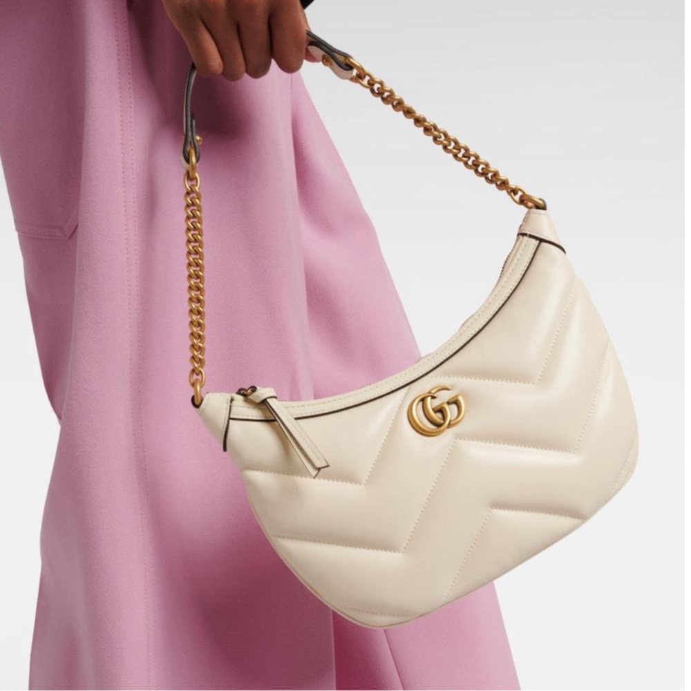 Authentic Gucci Ivory Shoulder Bag with Gold Chain